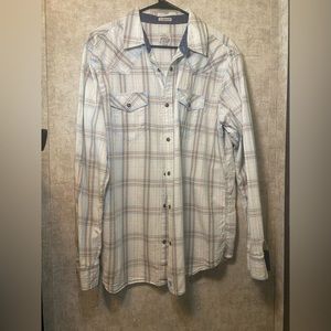 Men’s long sleeved plaid shirt